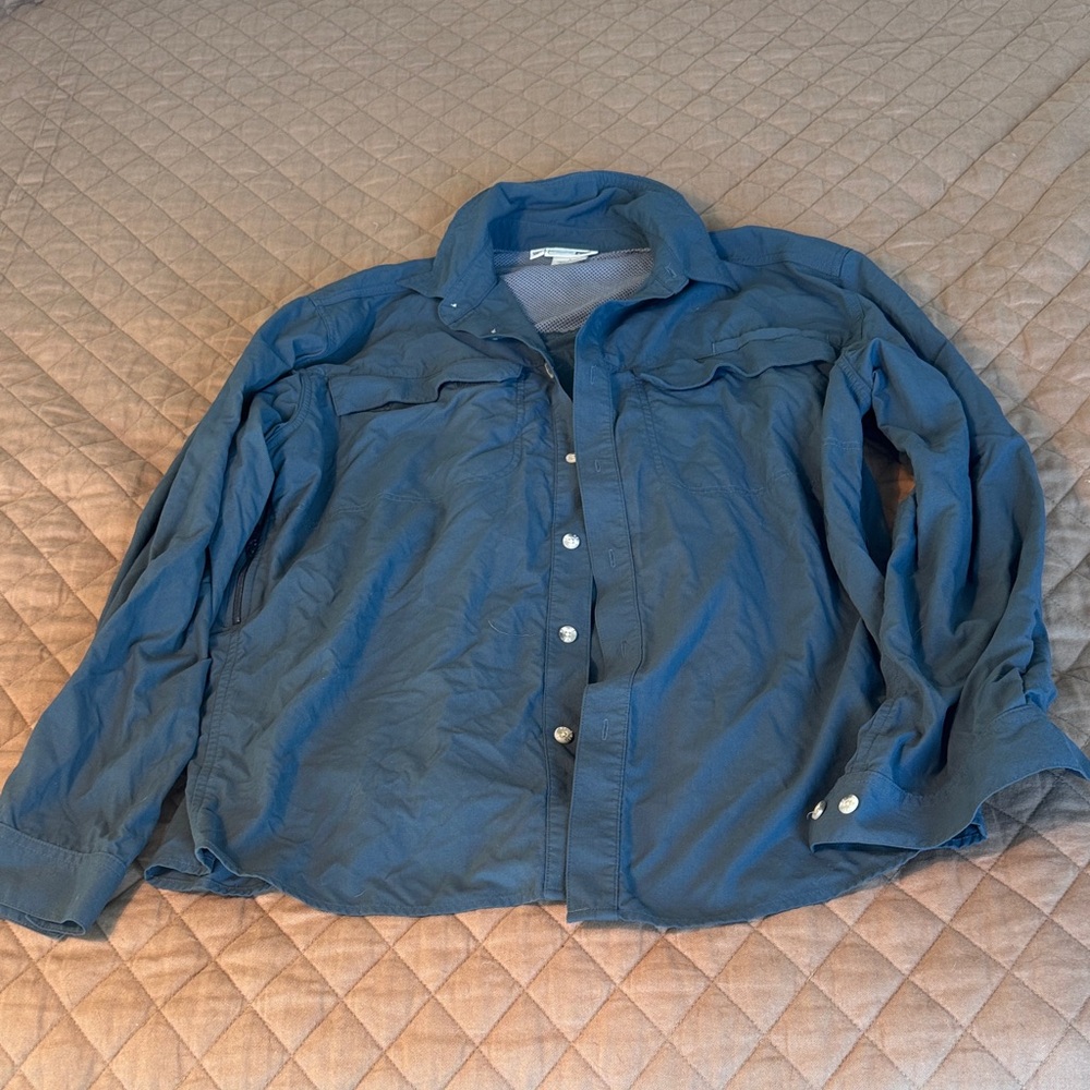 REI Men's Navy hiking Shirt spf40